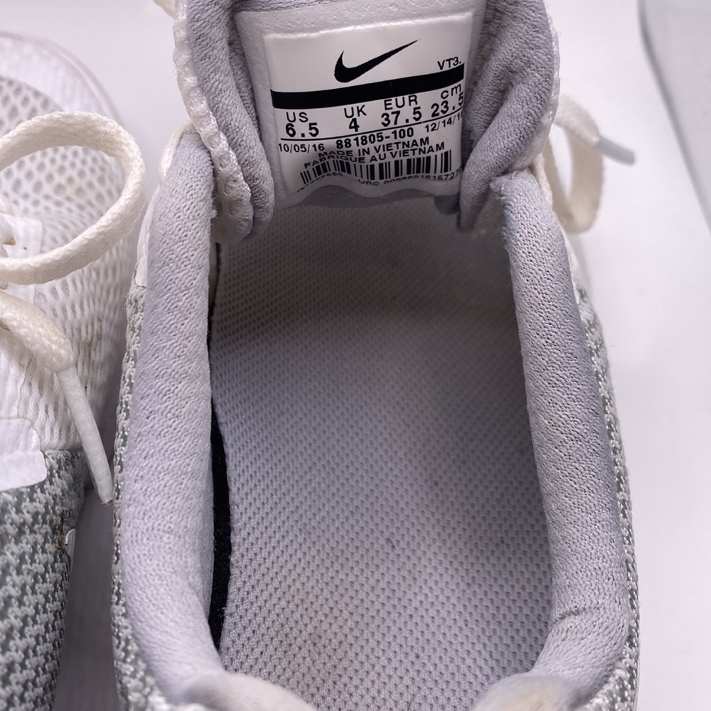 Nike White sneaker tennis shoe size 6.5 - Picture 7 of 10
